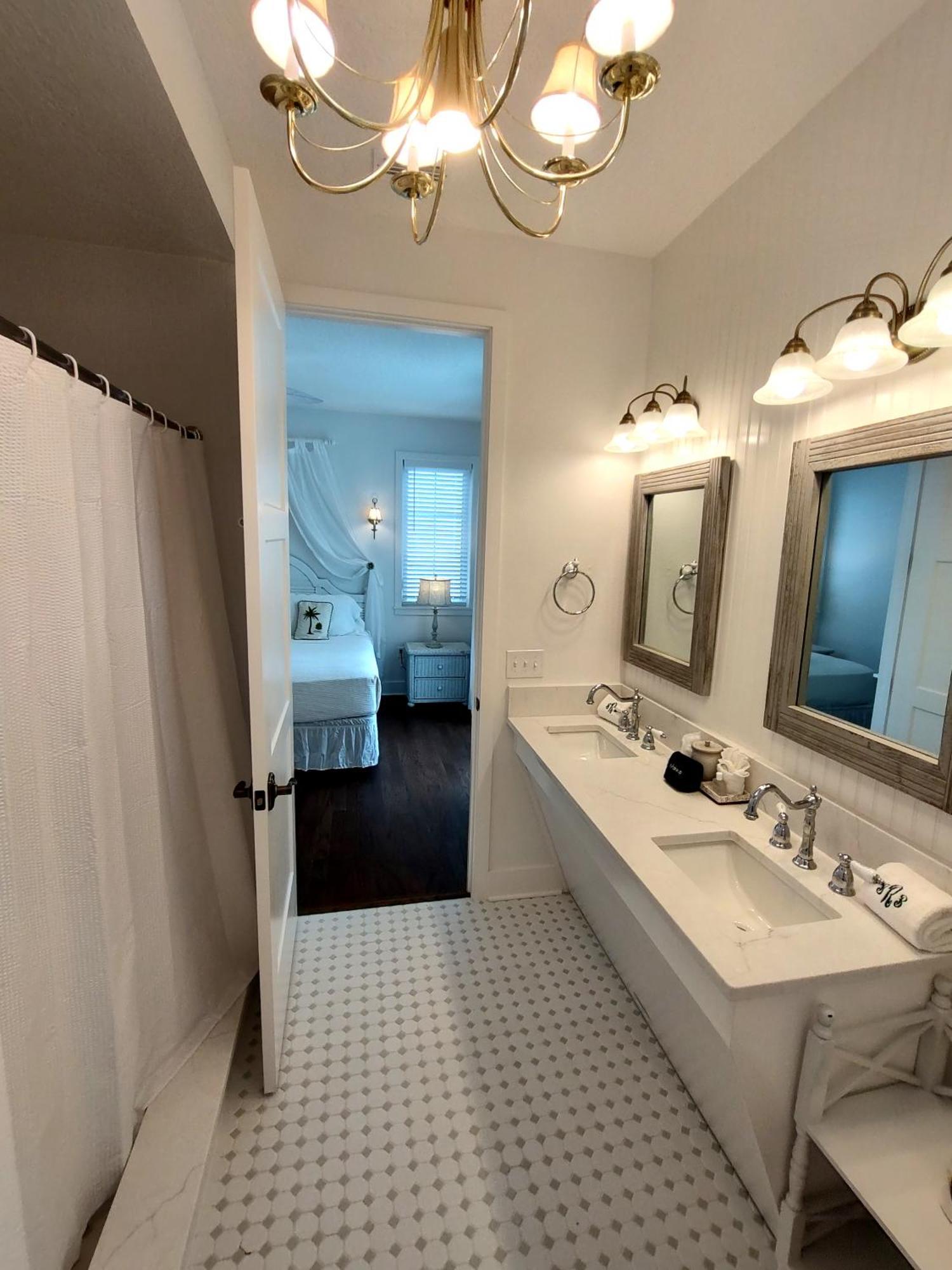 Bungalow Beach Resort Bradenton Beach Ngoại thất bức ảnh
